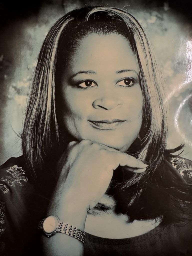 Ms. Dianne Henley Profile Photo