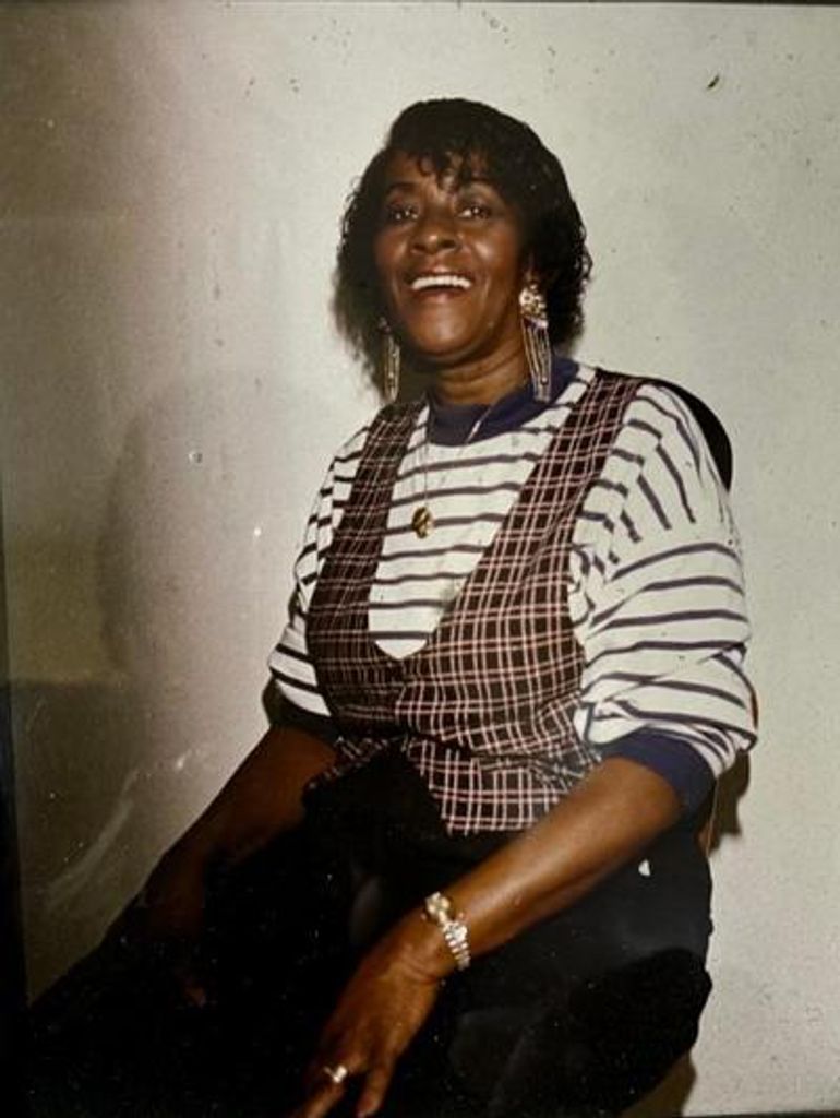 Ms.Cynthia Miller Profile Photo