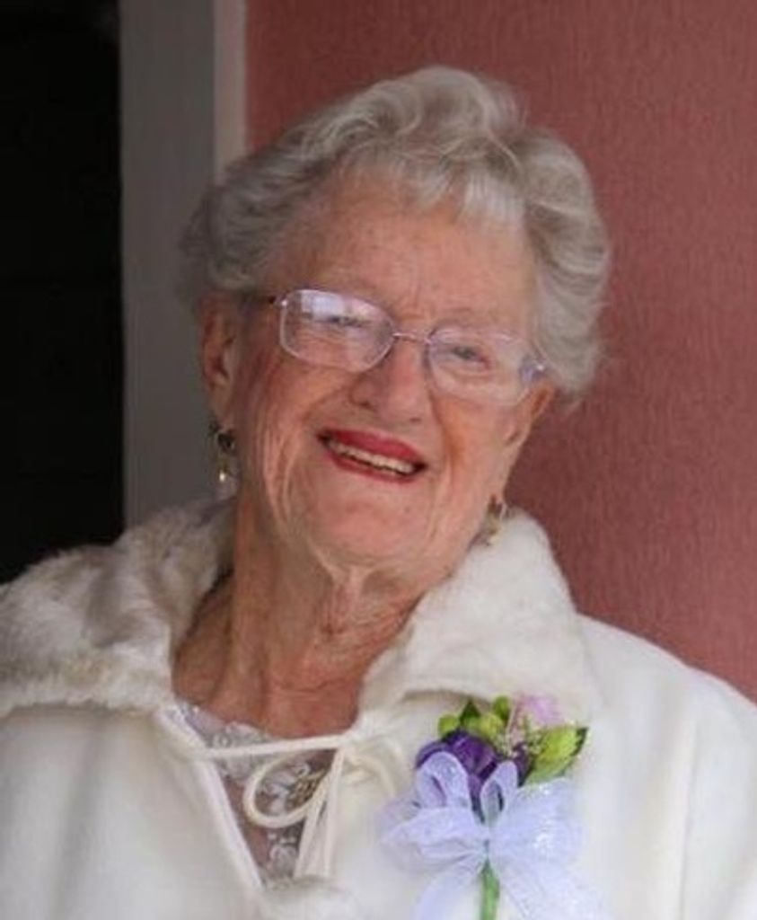 Elizabeth Robbins Profile Photo