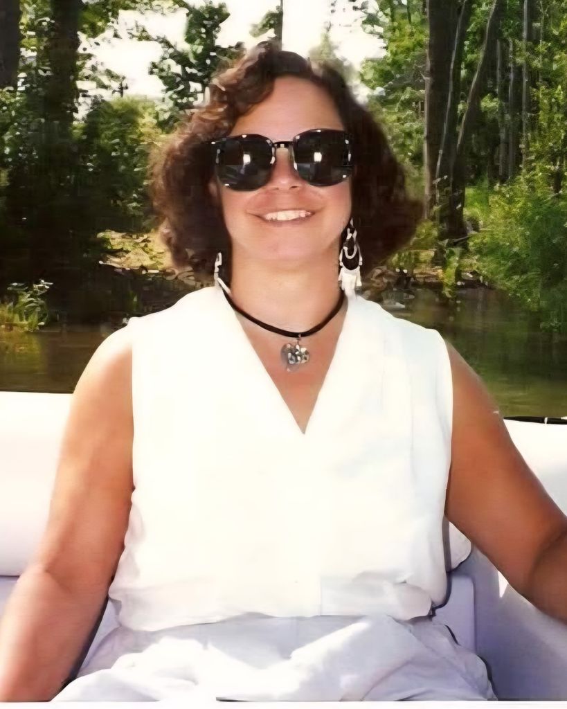 Teresa Lynn Baker Profile Photo