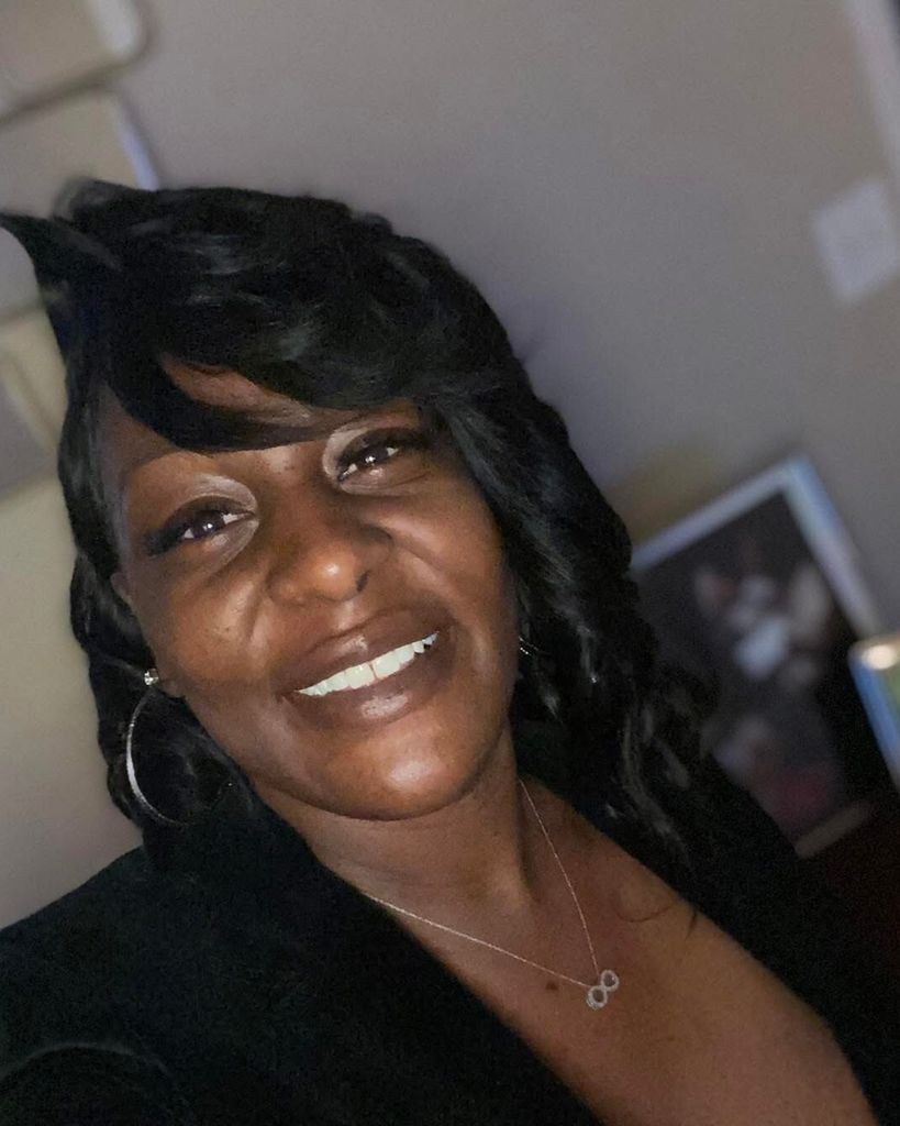 Shanneza Lawanda Thompson Profile Photo