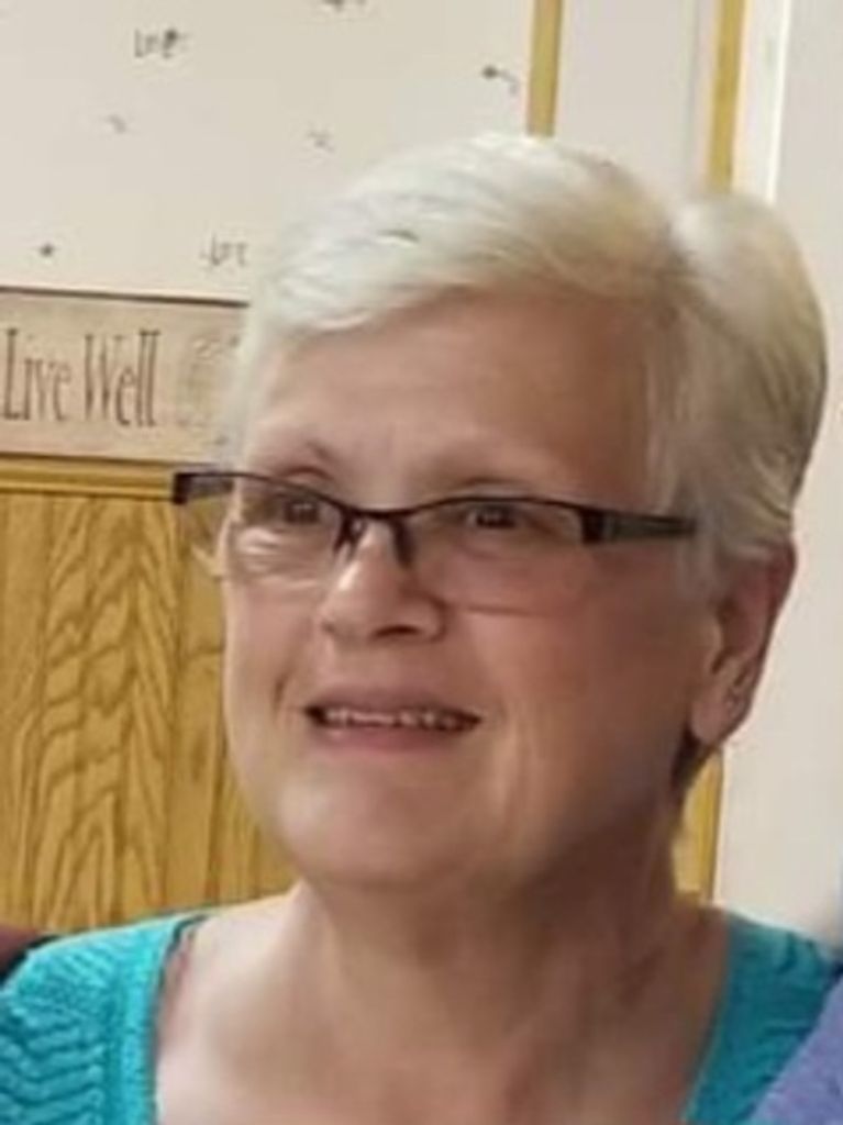 Carol Helean Profile Photo