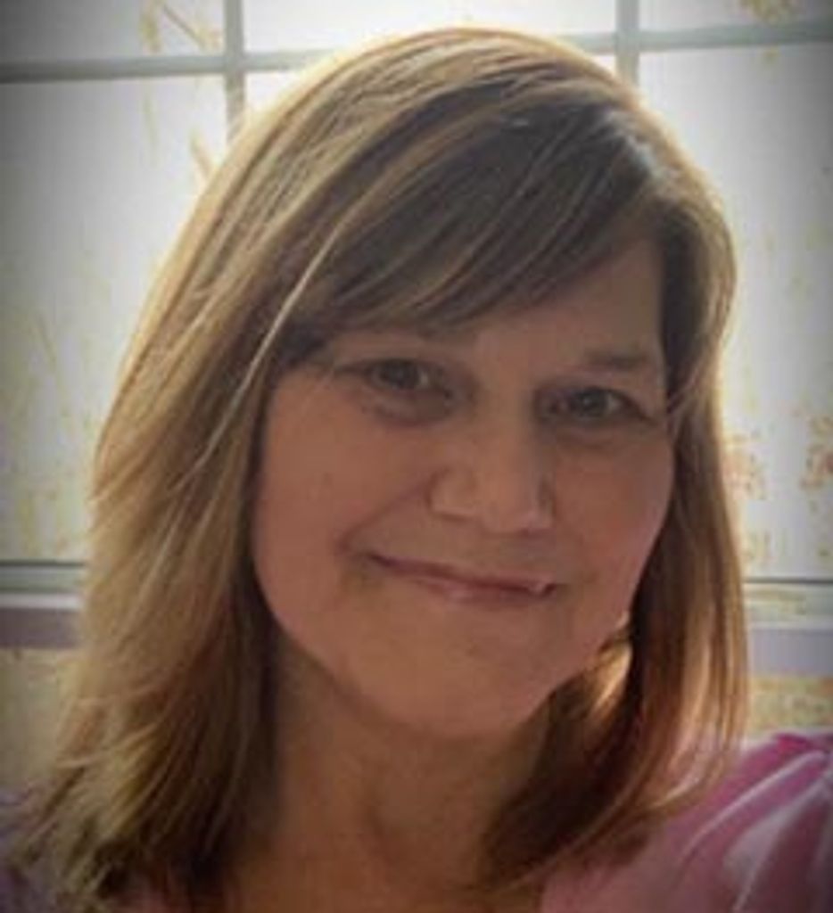 Nancy Roberts Craft Profile Photo
