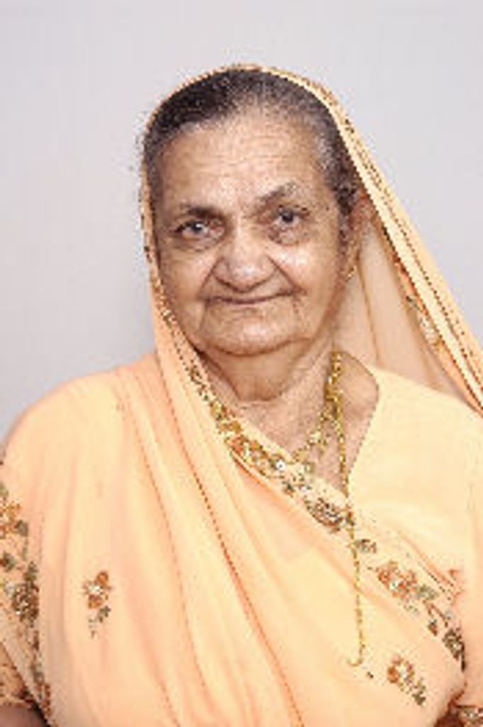 Vejbai Champshi Maru Profile Photo