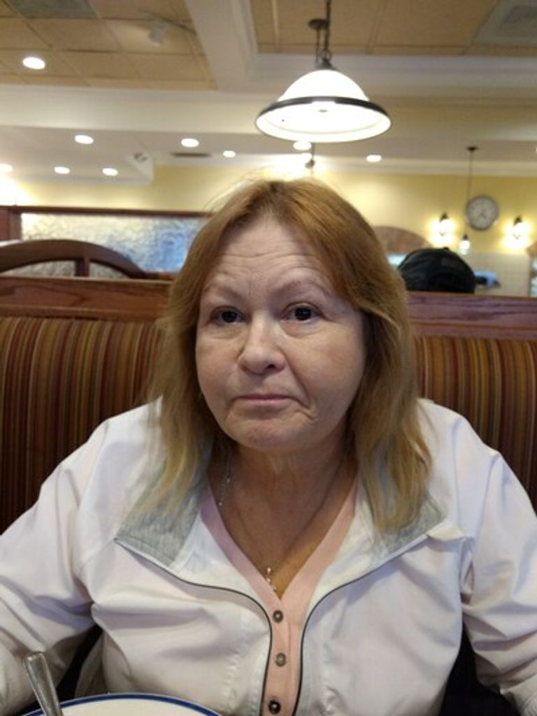 Lois Carolyn College