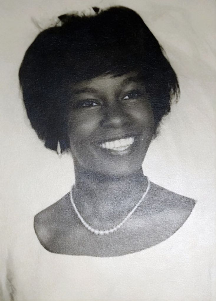 Luella Vearn Scruggs