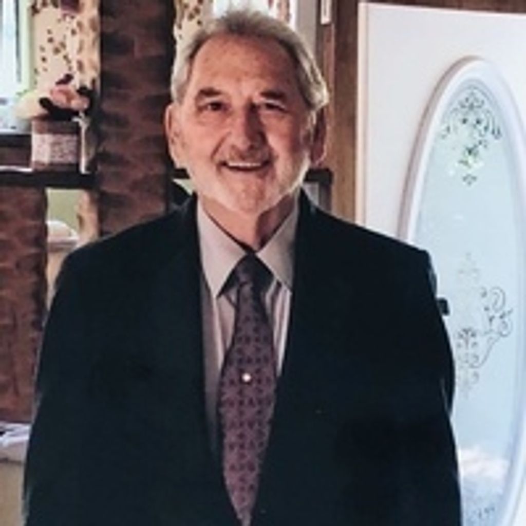 Maynard Ray Carlton Profile Photo