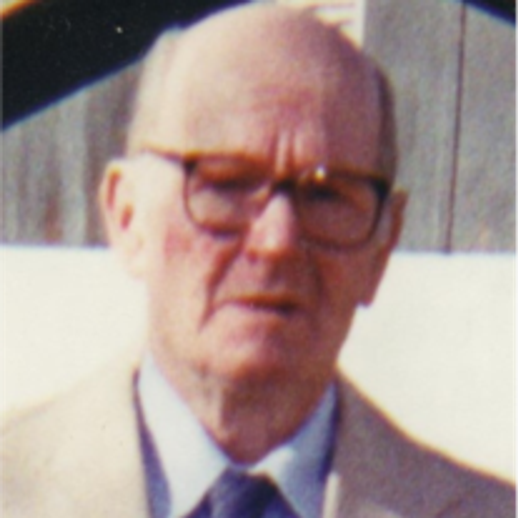 Earl Bridges