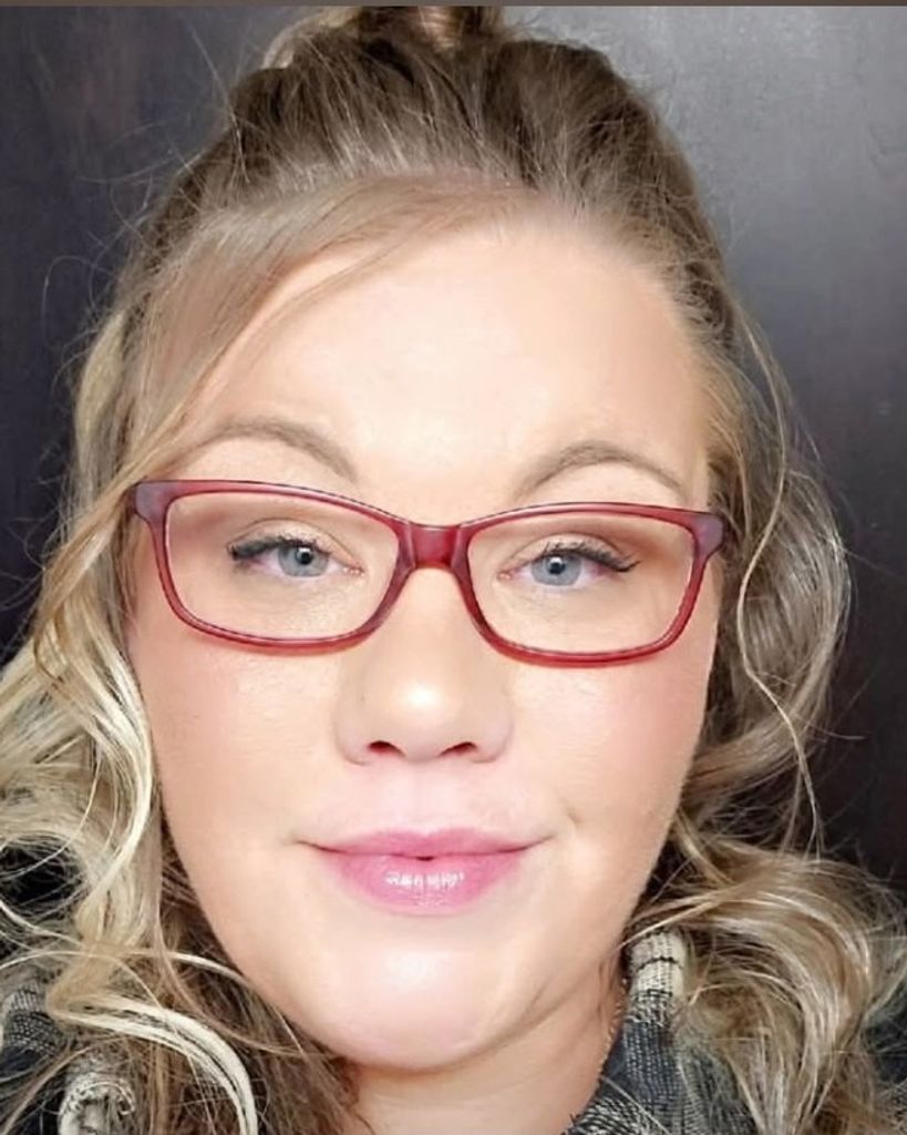 Lora Roberts