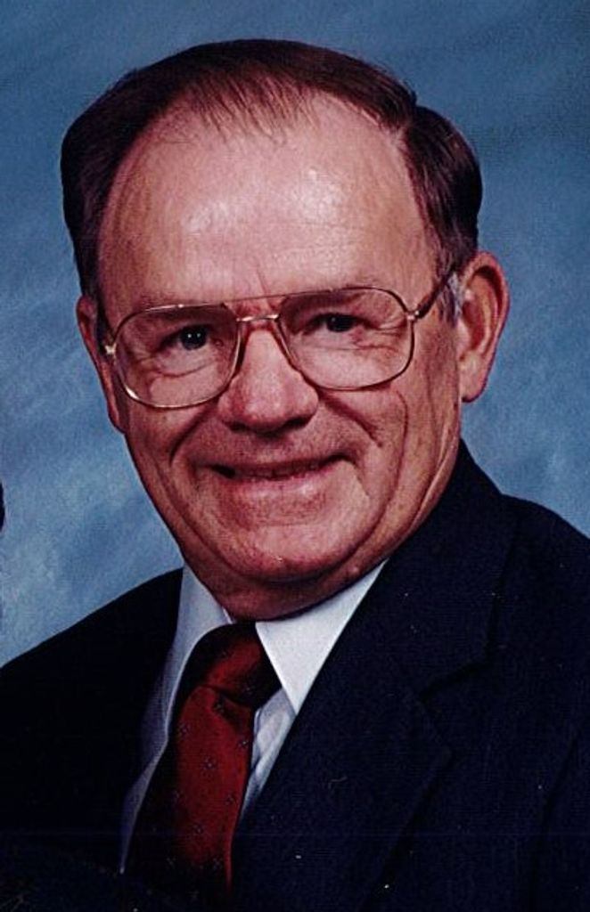 Sumner Glazier Profile Photo