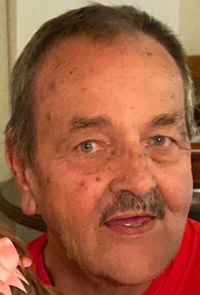 Robert W. Lucas Profile Photo