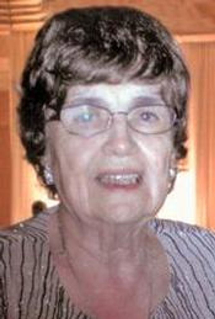 Elizabeth Louise "Betty Lou" Drapeaux