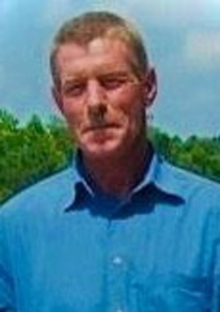 Michael Grant Profile Photo