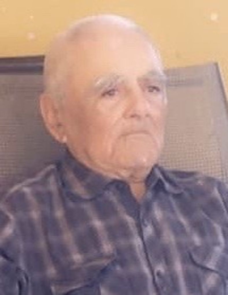 Carlos Oyervides