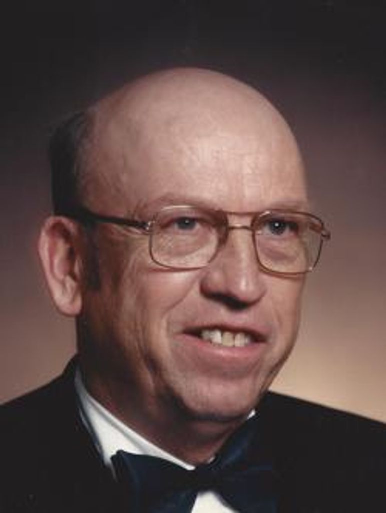 Carl E Woolridge Profile Photo
