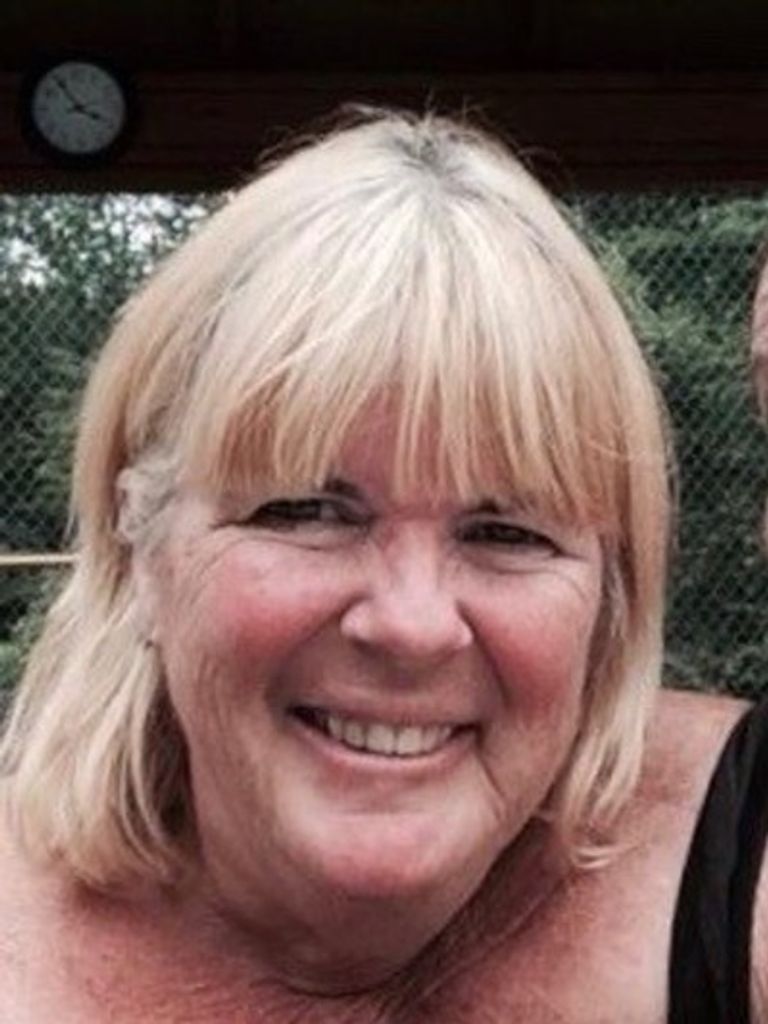 Donna St. Laurent Profile Photo