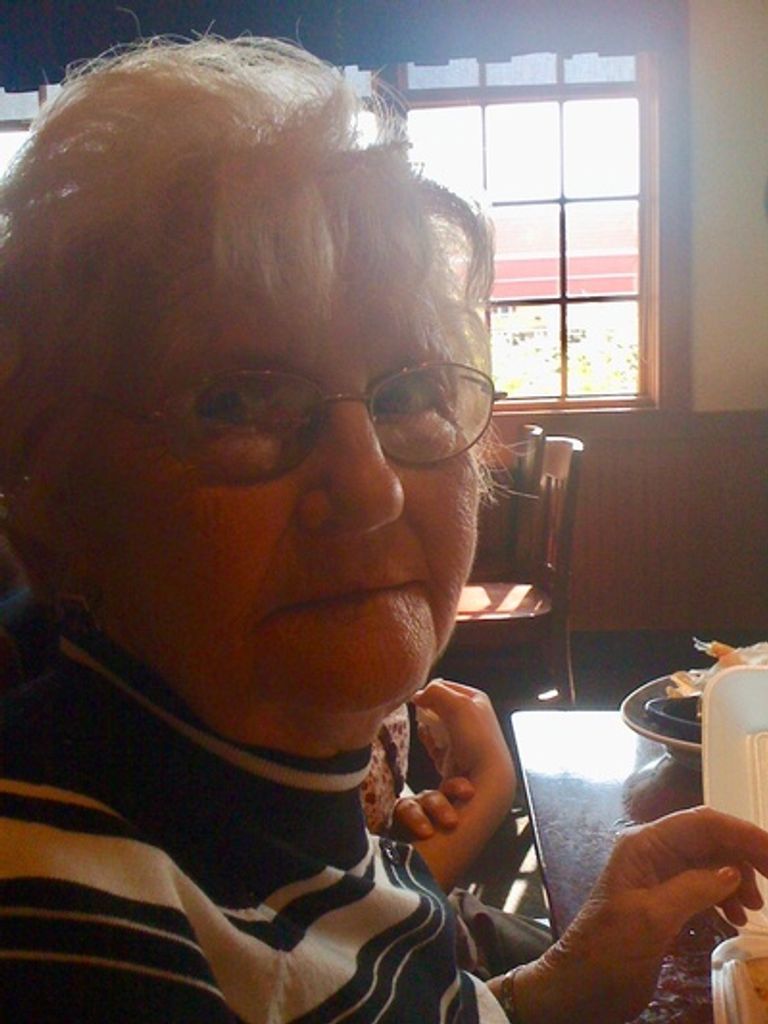Lois Turbeville Hinson Profile Photo