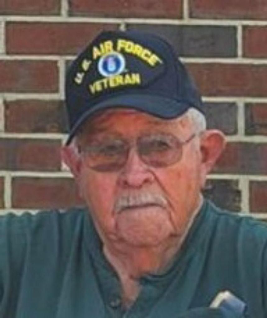Kenneth Lloyd Heine Profile Photo