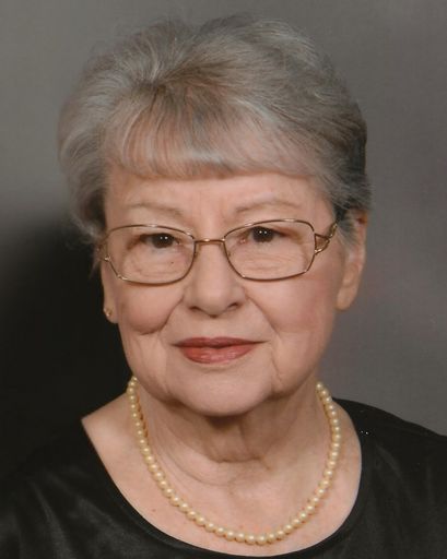 Pettronella K. Simons's obituary image