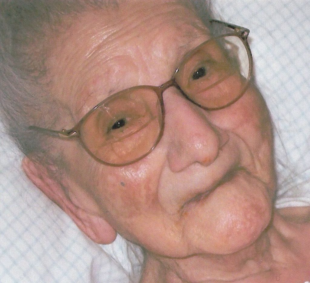 Lupe Mary Villa