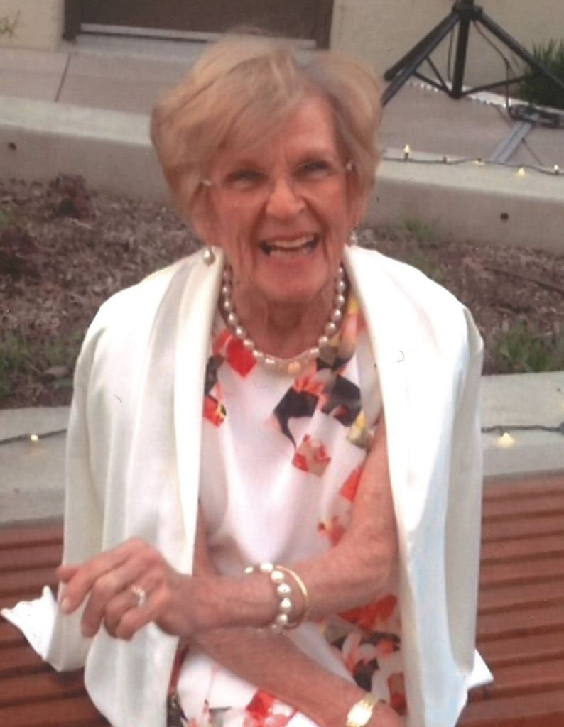Lillian Marie (Juntunen)  Van Straten