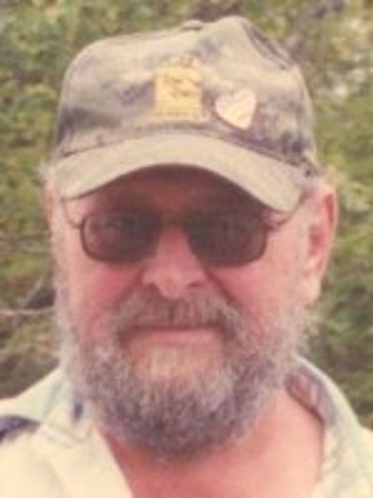 Milo Ladwig Profile Photo