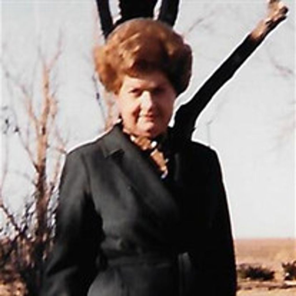 Iona Davis