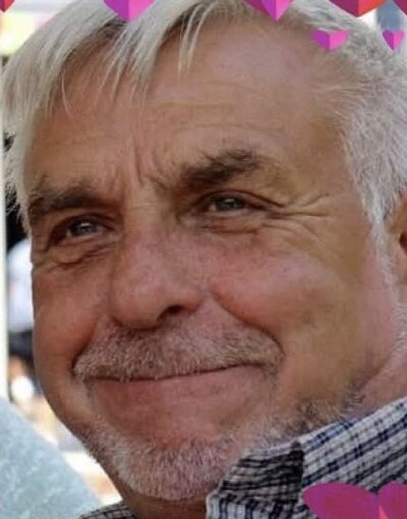 Ross Douglas Henderson Profile Photo