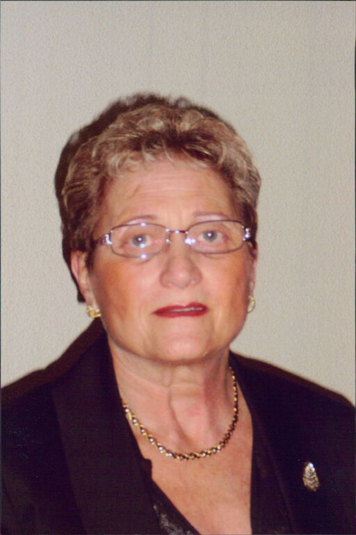 Gina Torti photo gallery image 1 of 8