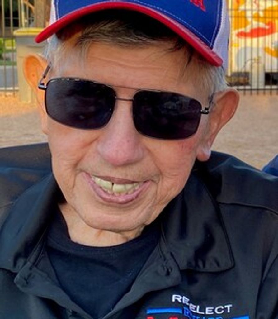 Reynaldo "El Indio" Molina Sr.