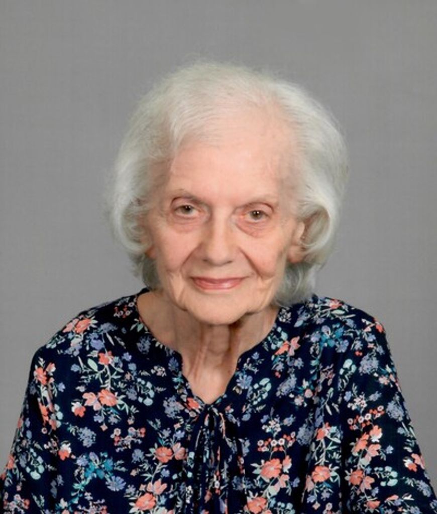 Leona "Lee" Mae Kerkhoff