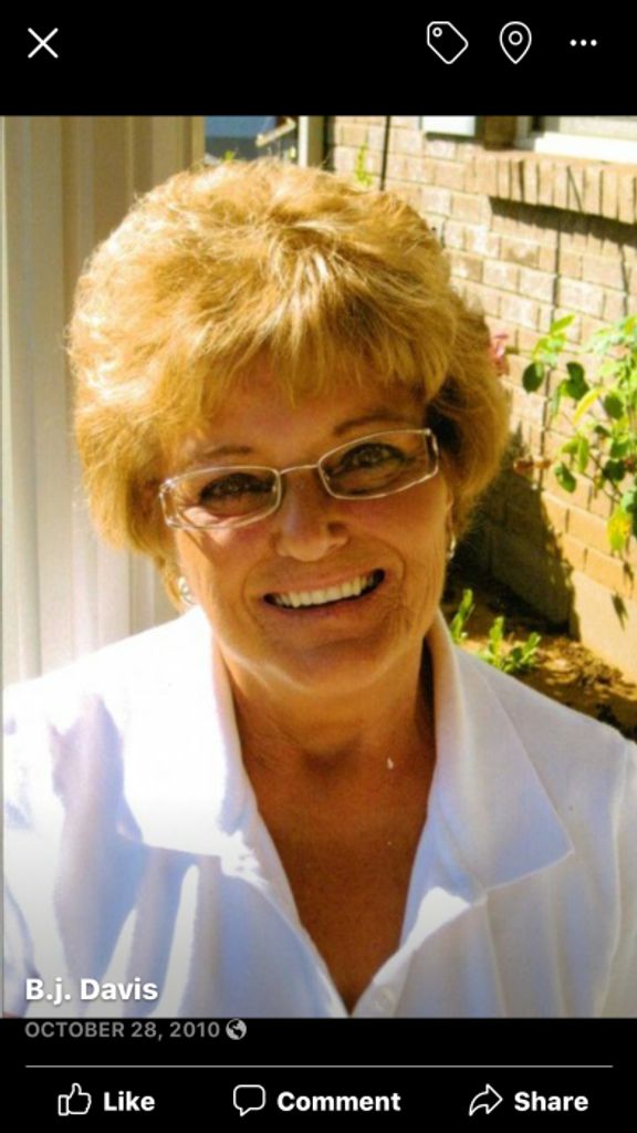 Elizabeth Davis Profile Photo