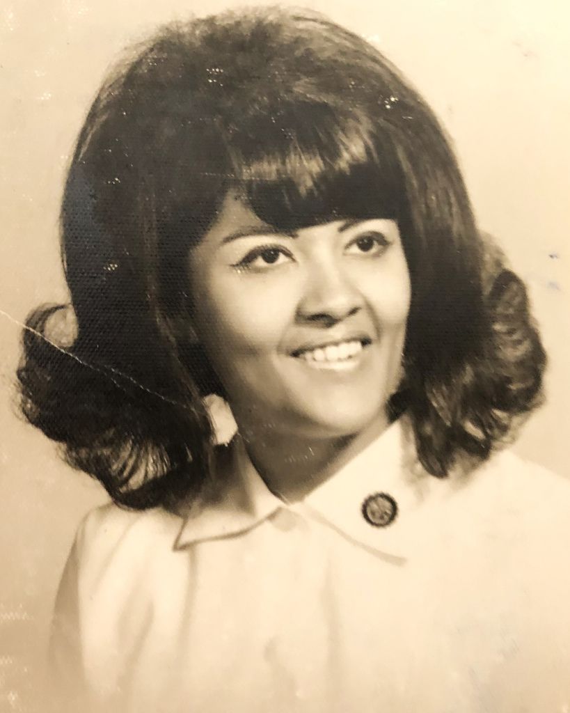 Pauline Eleanor "Lynn" Avelar