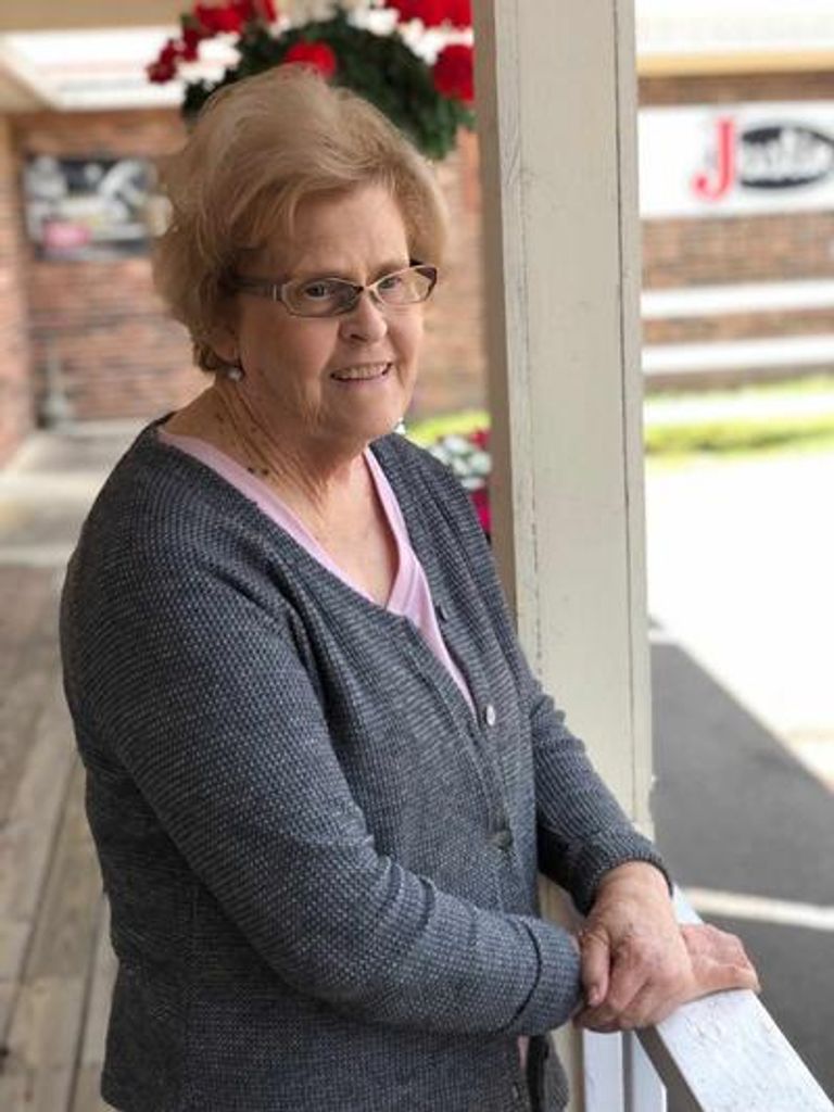 Uda Hill Harmon Profile Photo