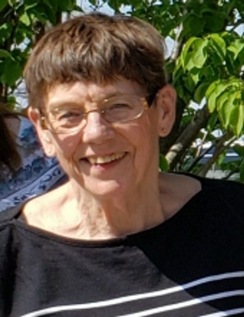 Ardeena "Deena" Edwards