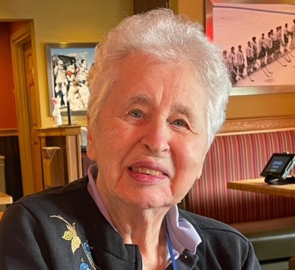 Marjorie Eleanor (Warren) Clogston Profile Photo