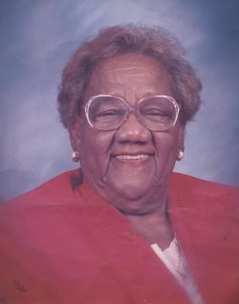 Gloria Lewis Smith