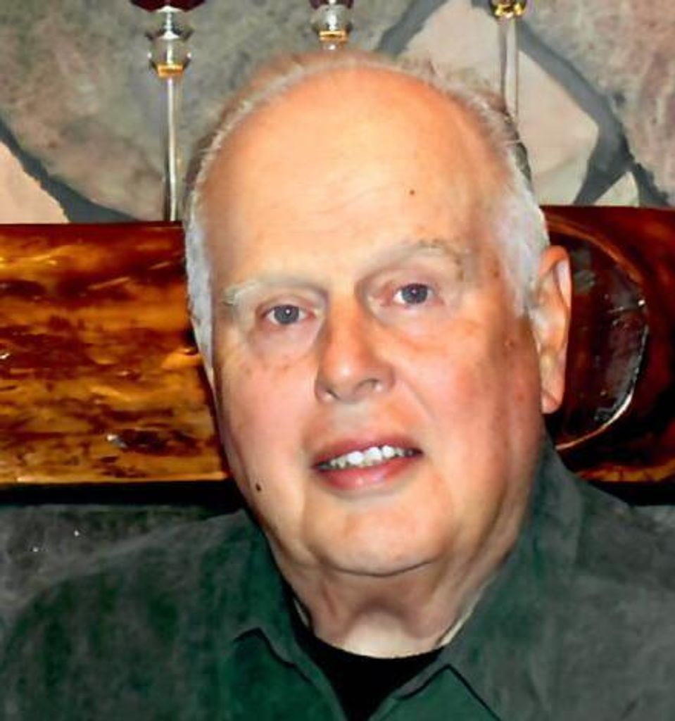 Richard William Mcdonald Profile Photo