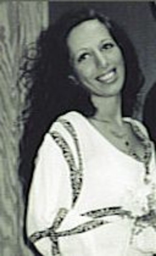 Holly Stuart