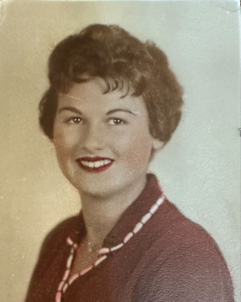 Rosemarie Molea Profile Photo