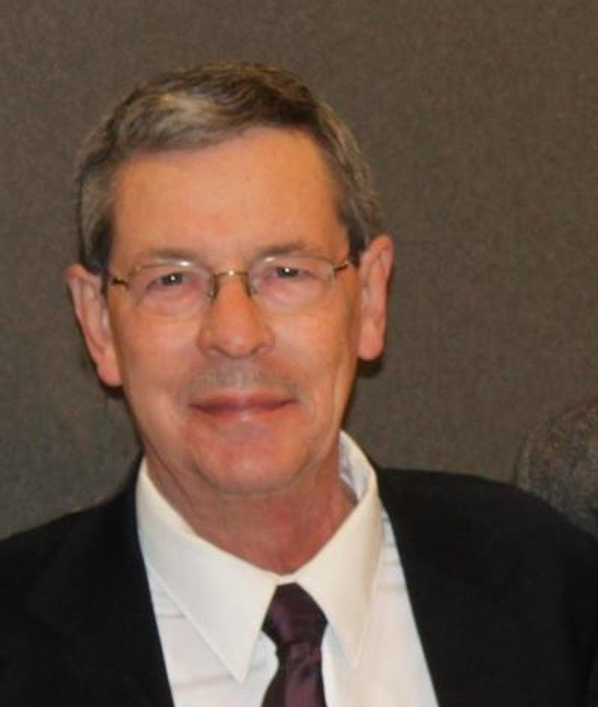 Sam Curtsinger Profile Photo