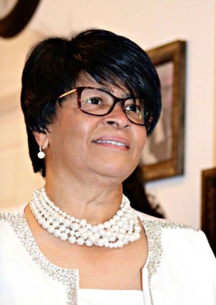 Mrs Theodorsia C Mcmillian Profile Photo