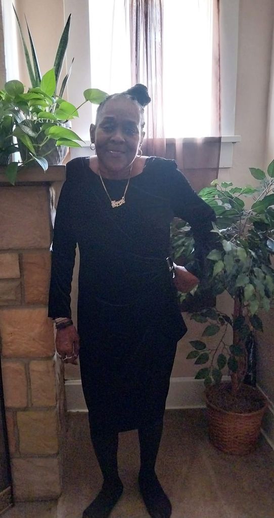 Brenda Lee Smith-Fowler Profile Photo