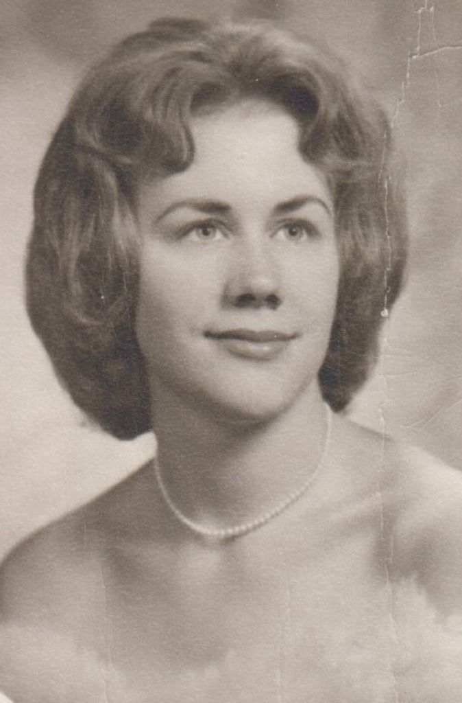 Suzanne Lee (Kovach)  Compton