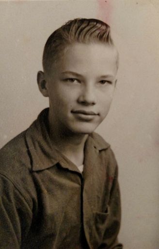 Bernard Lee Moore photo gallery thumbnail 154 of 293
