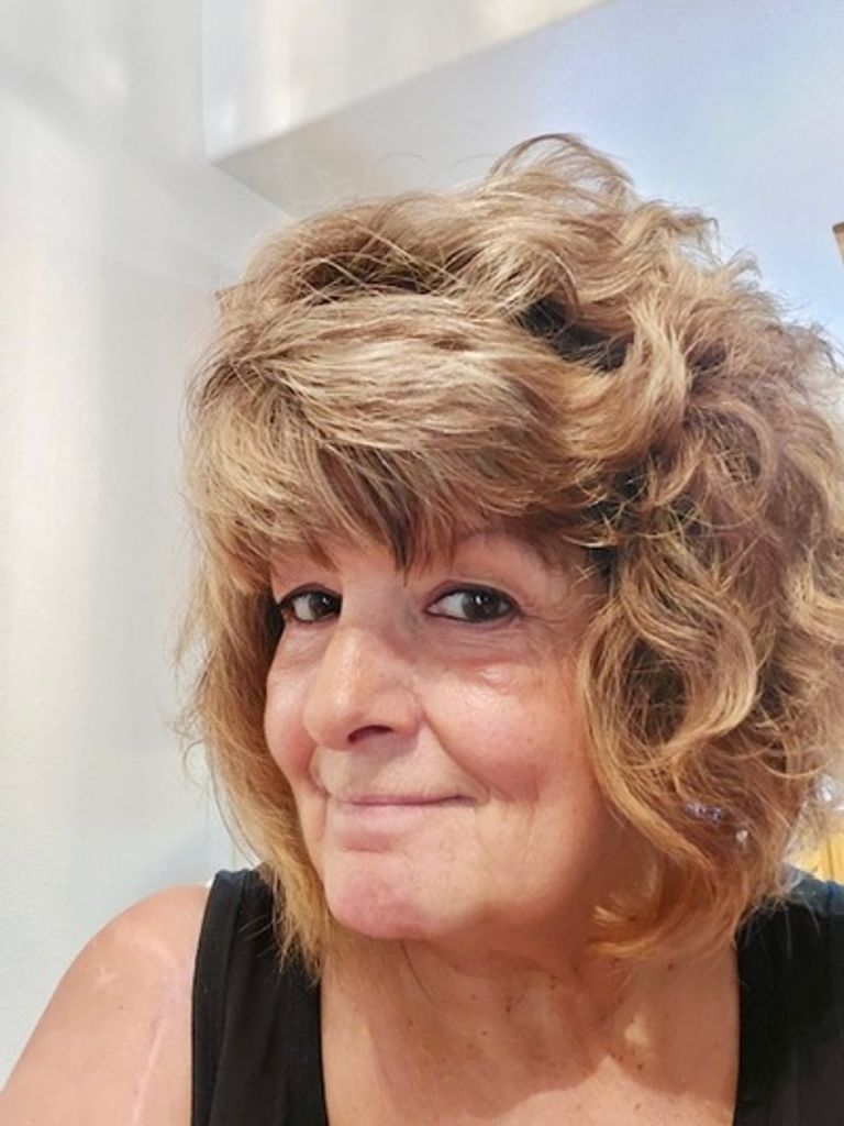 Michele Teresita St. Louis Profile Photo