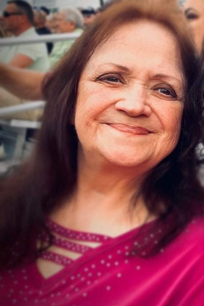 Carole Thomas Profile Photo