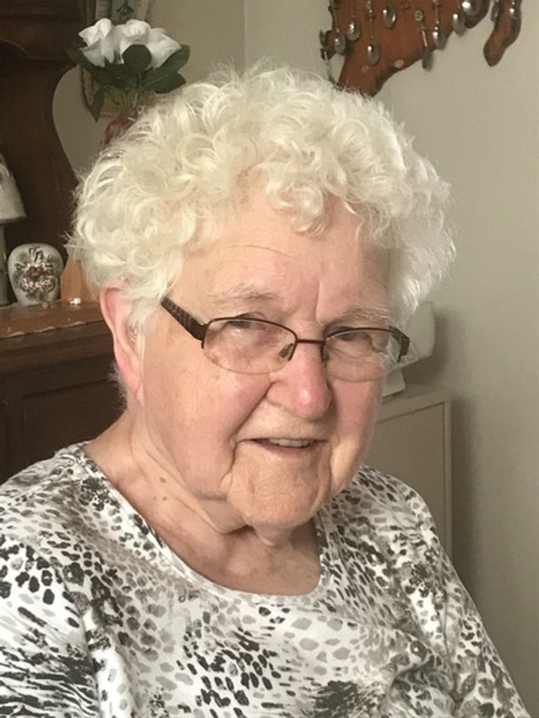 Louise Byrne Profile Photo