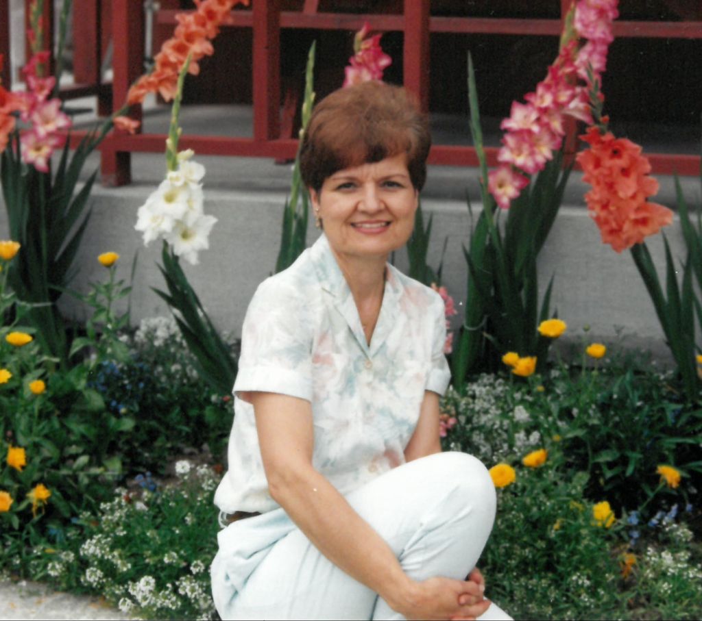 Suzanne Louise Kasting Profile Photo