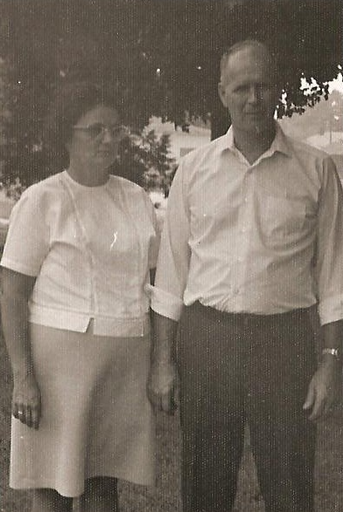 Opal "Jeanne" Arnold photo gallery thumbnail 4 of 65